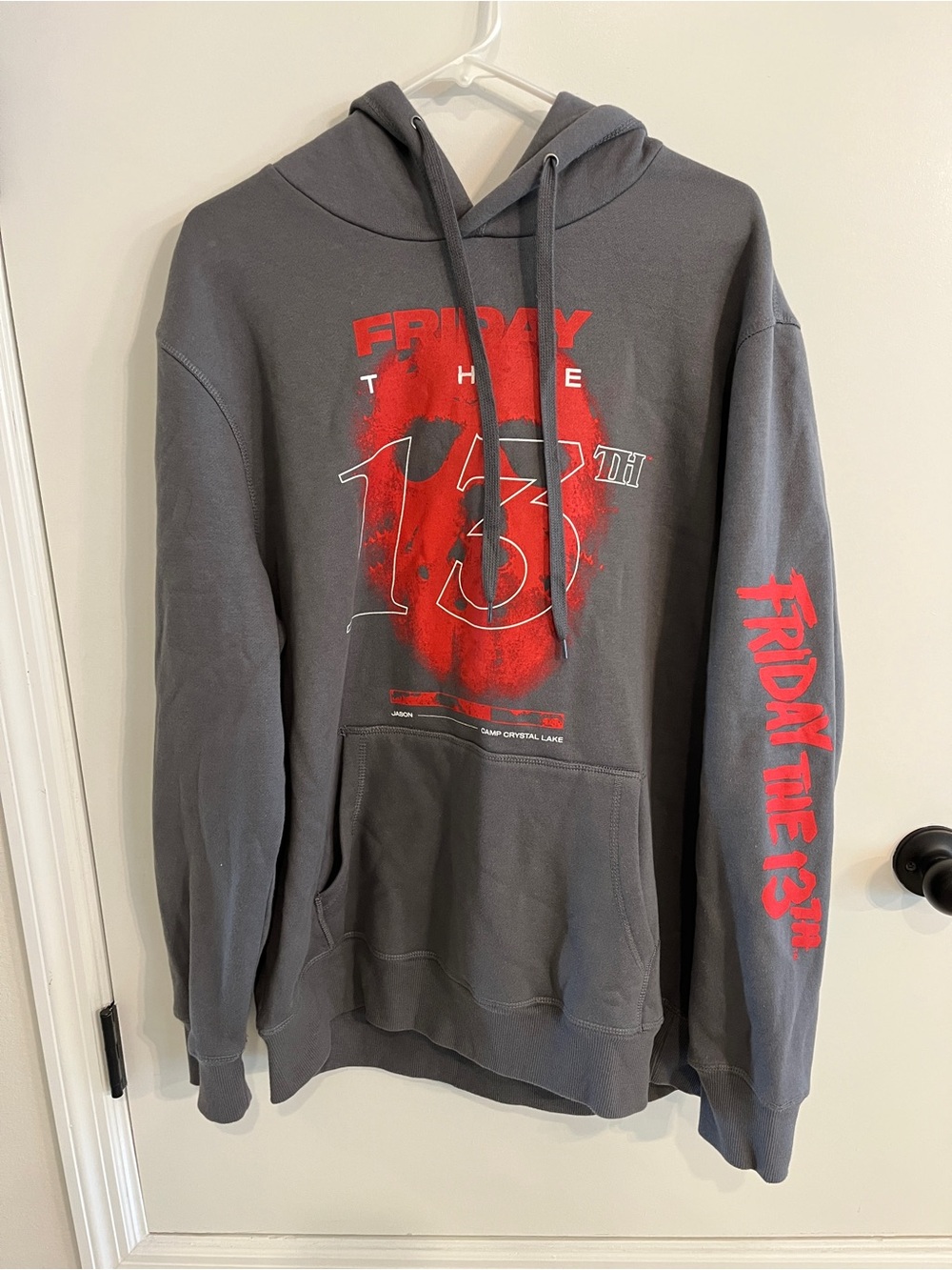 Great Condition Mens Size XL Friday The 13th Jason Mask Hoodie